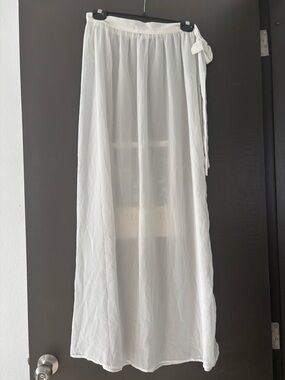 SHEIN Solid White Chiffon Maxi Skirt - Size Medium - Minimalist Style